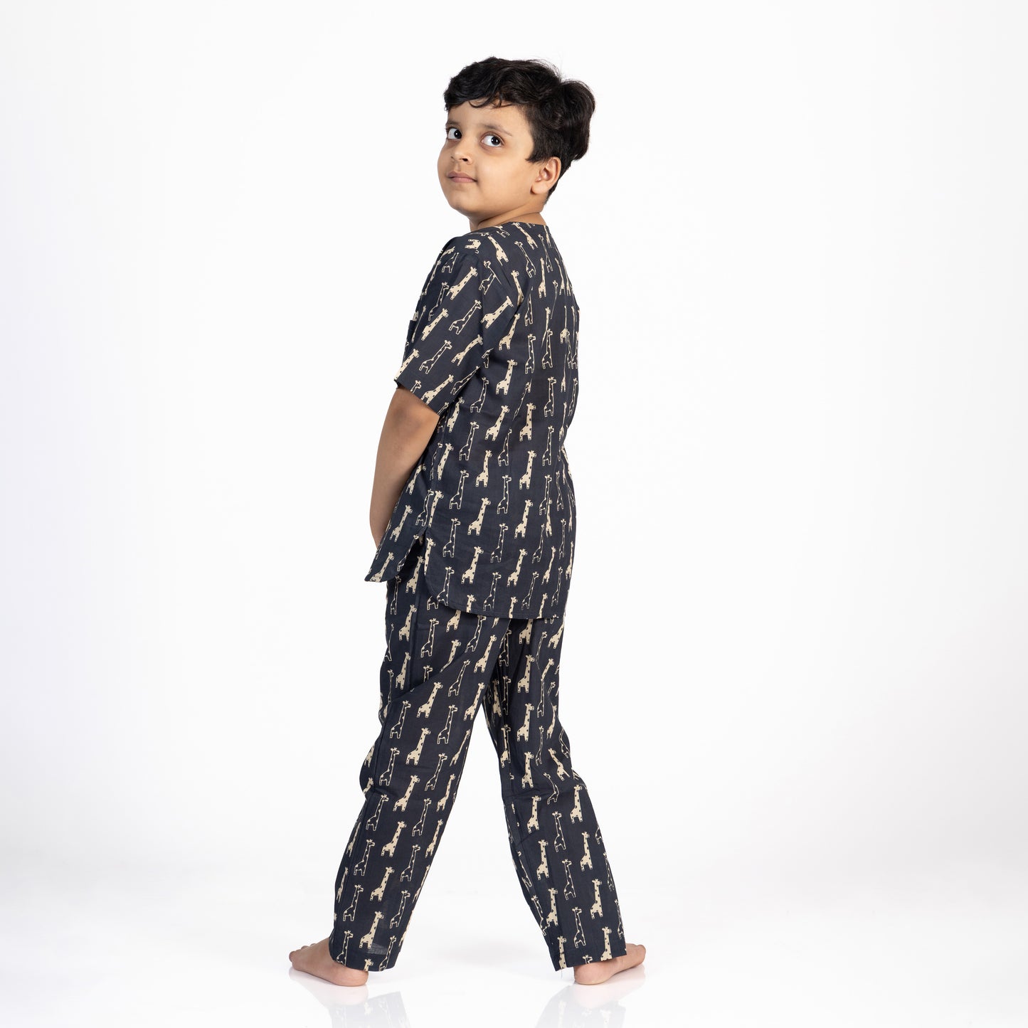 Giggly Giraffe Kids Unisex Nightsuit