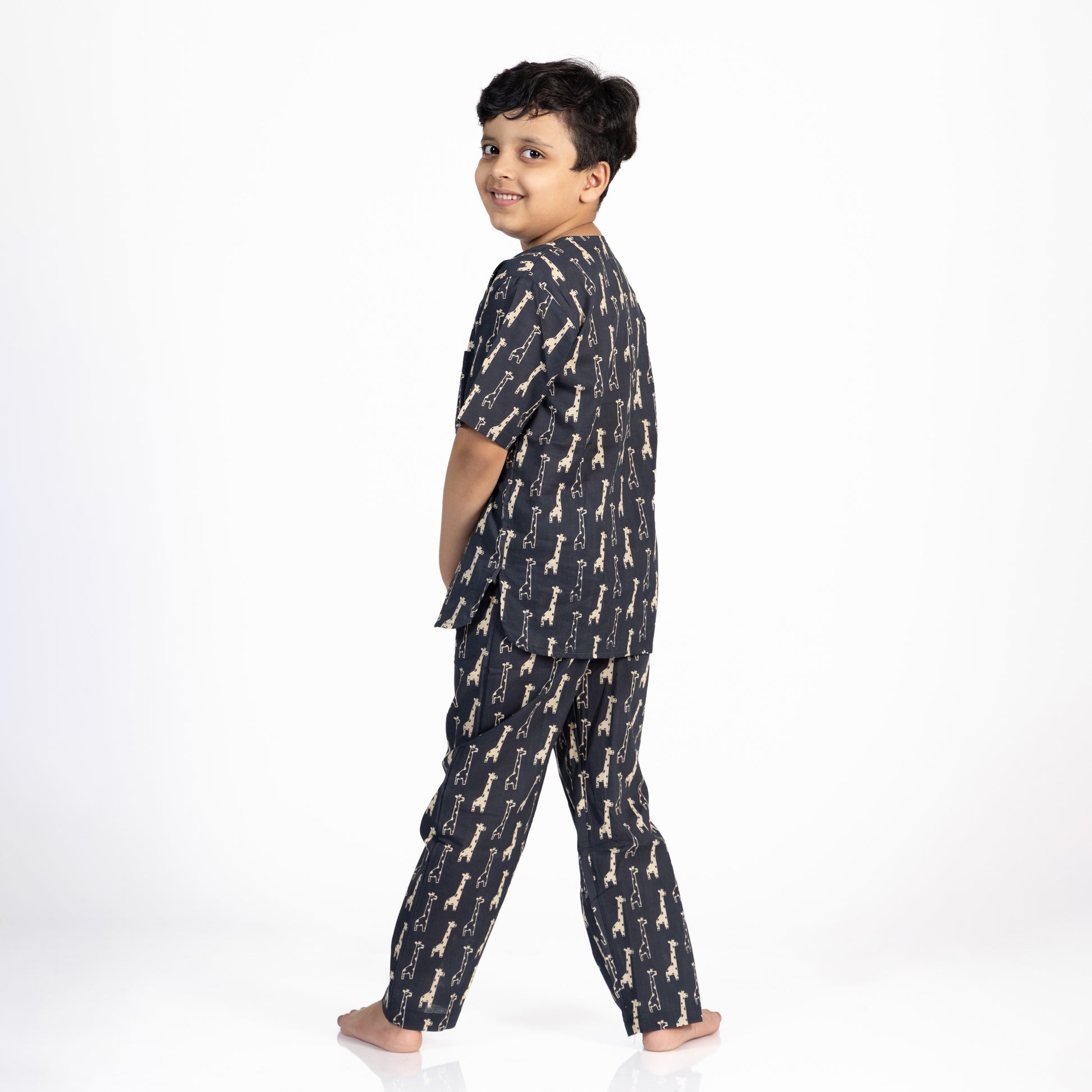 Giggly Giraffe Kids Unisex Nightsuit