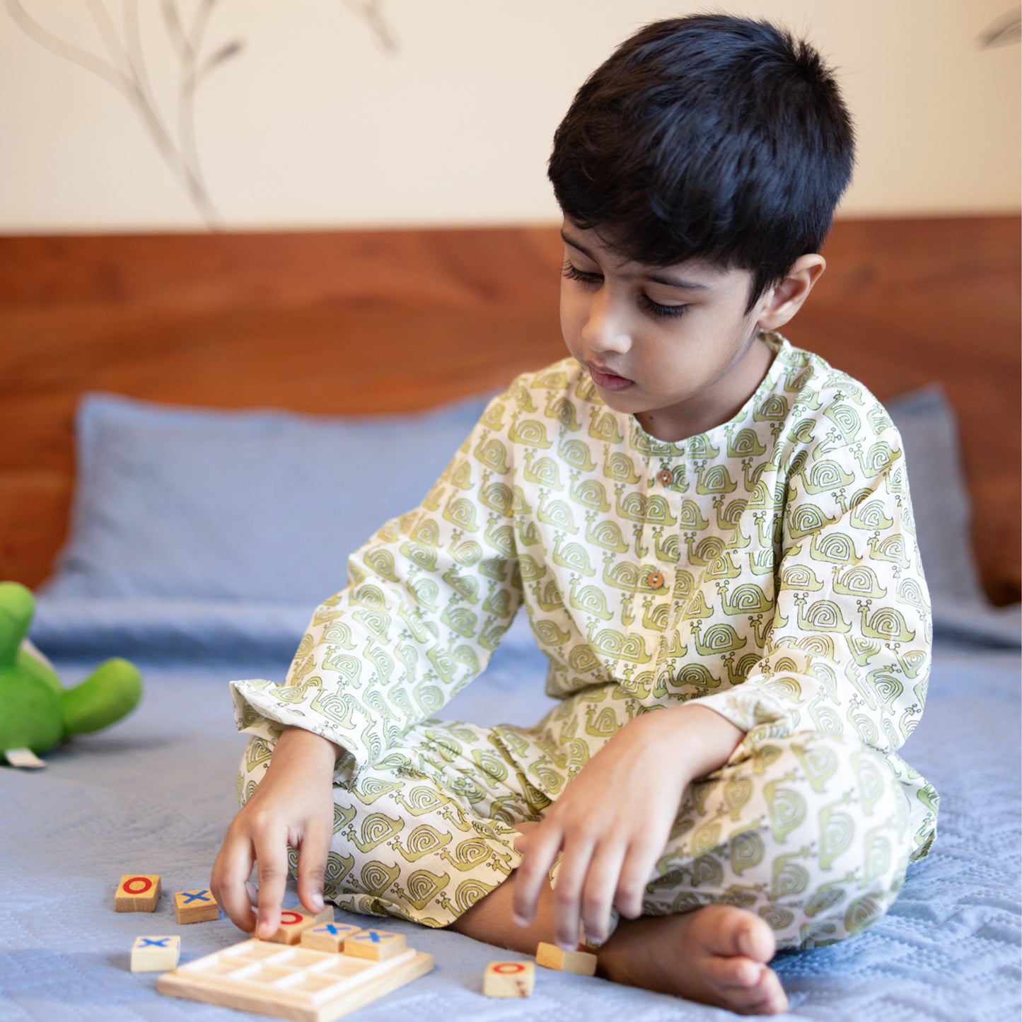 Sleepy Snail Kids Unisex Nightsuit