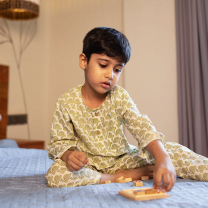 Sleepy Snail Kids Unisex Nightsuit