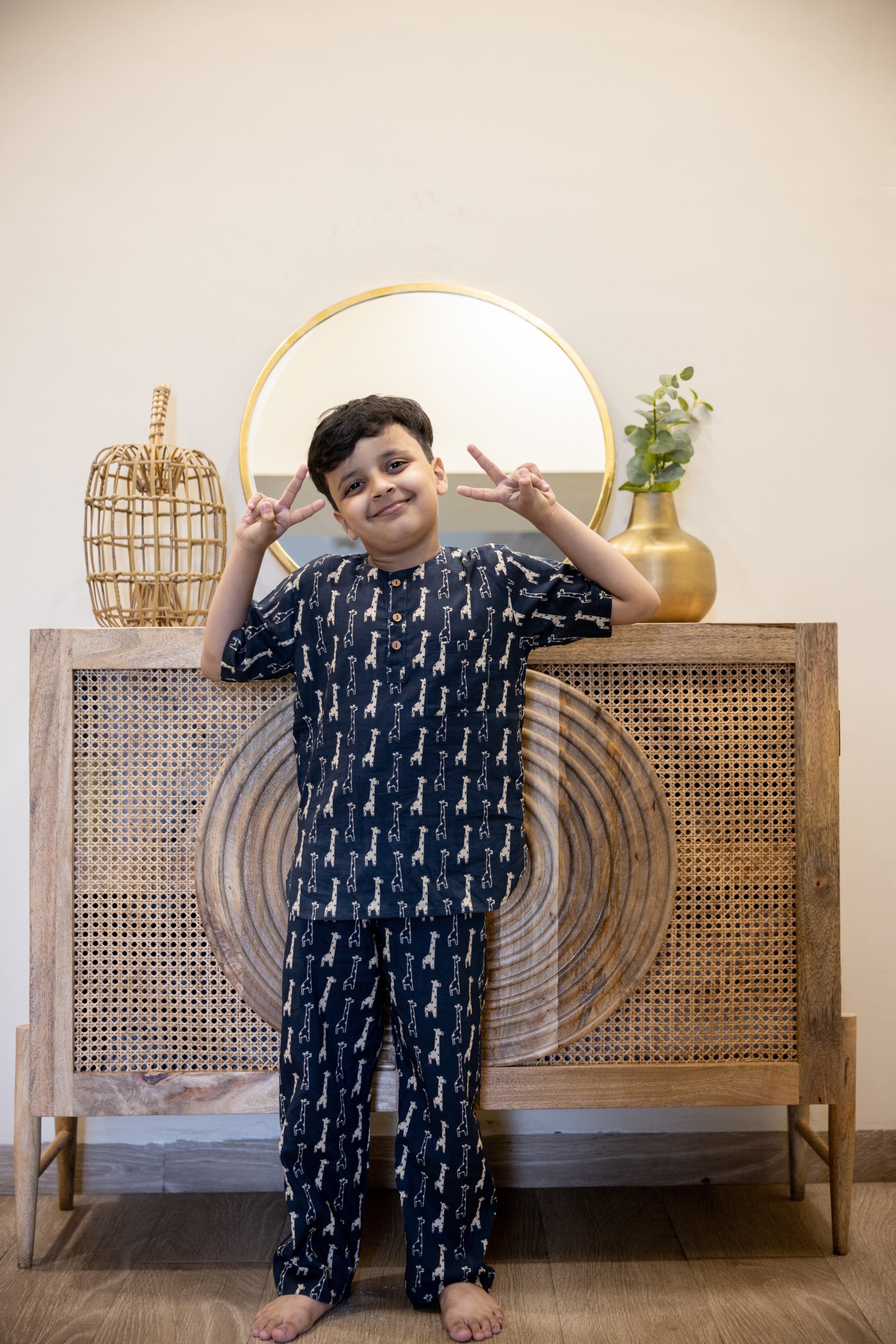 Giggly Giraffe Kids Unisex Nightsuit