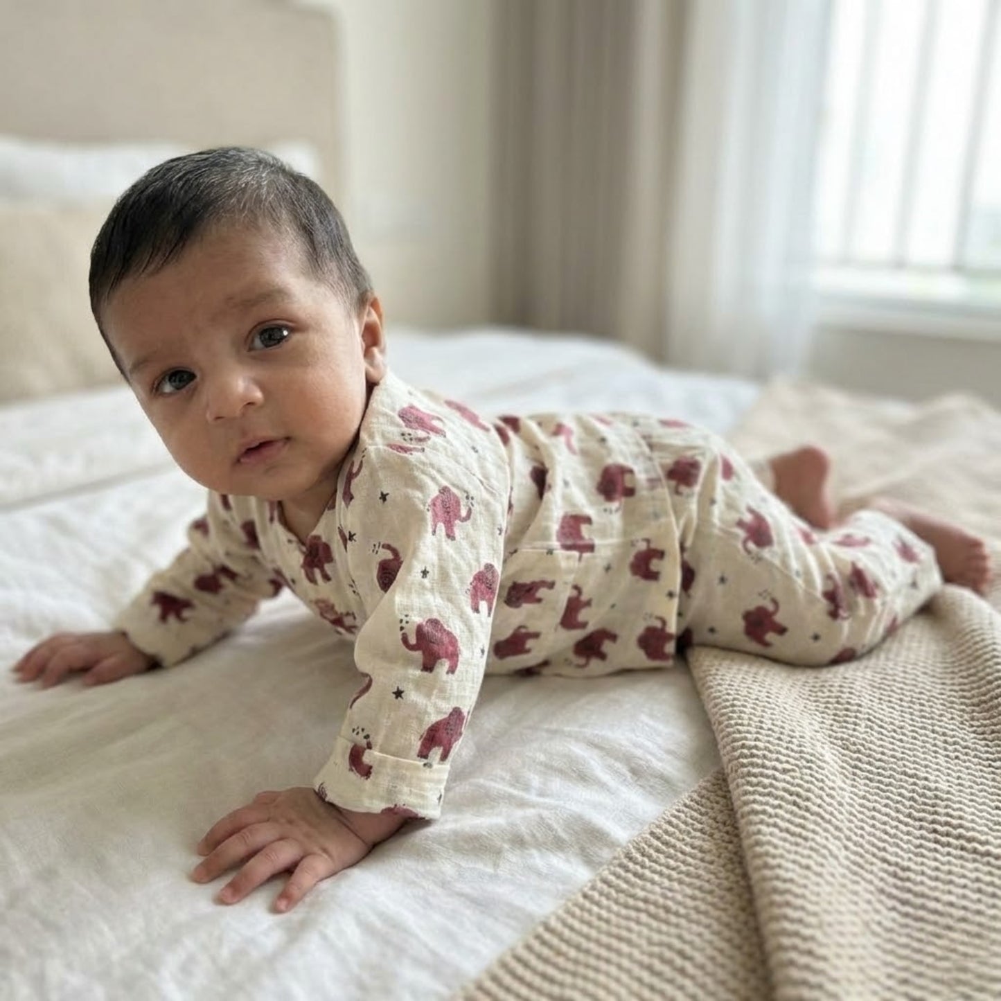 Cuddle Trunk Kids Unisex Nightsuit